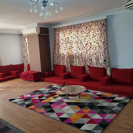 Luxury Apartment In 51 Shehab Street Kairó Kültér fotó